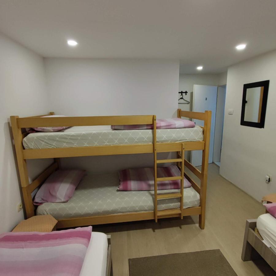 Apartments And Rooms Lena 모스타르 외부 사진
